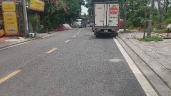 Cho thuê kho, nhà xưởng 320m2 gần UBND phường Long Biên