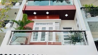 Nhà Gần Ngay CV Lê Văn Tám. Bán Nhà Hai Bà Trưng 60m2/2ty650. Sổ sẵn