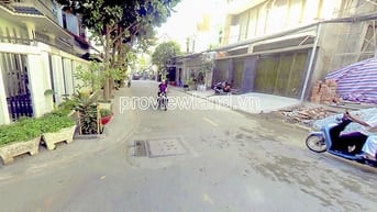 Bán lô đất thổ cư Thảo Điền - vị trí góc 2 MT, 12x13.5m đất, sổ hồng