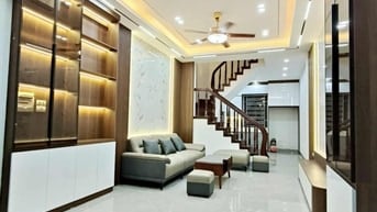 Bán nhà TT quận Hai Bà Trưng mới kính koong tặng full nội thất xịn xò 