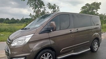 Bán xe Ford Tourneo Titanium đã độ Limousin