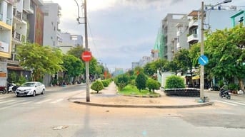 Bán nhà 2MT Hiền Vương, 6x16.5m, cấp 4, góc 2MT Lê Khôi, 18 tỷ