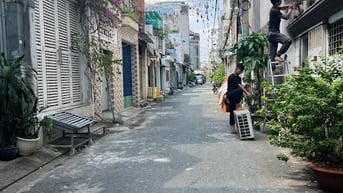 Bán Nhà Đường Khuông Việt , Hẻm Xe Hơi - 53m2 - 3 Tầng - Quận Tân Phú