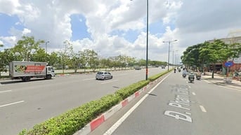 Bán đất 3 mặt tiền Phạm Văn Đồng, 1.300m², vị trí đắc địa, giá 185 tỷ