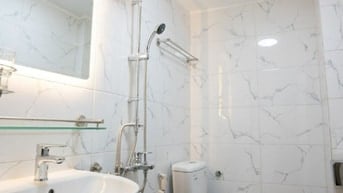  HIẾM CĂN HỘ GIA ĐÌNH CẤP 4 XUÂN ĐỈNH 65M2 VỚI 2PN GIÁ 7,5 TR/TH