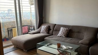 Cho thuê căn hộ chung cư tầng cao, tại 45 Nguyễn Sơn Long Biên