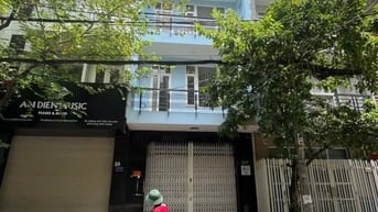 Nhà đường số 5 phạm hùng cho thuê dt: 5x15m, 3 lầu ST