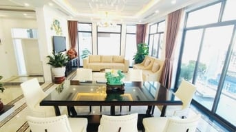 Chính chủ cần bán biệt thự FLC Hạ Long 7 phòng ngủ + karaoke full nội 