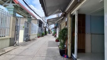 Bán nhà hẻm xe hơi Đào Tông Nguyên