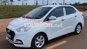 HUYNDAI i10 sedan , số sàn , bản đủ đời 2018