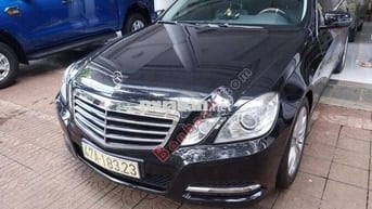 Mercedes Benz E class E250 2010 - 300 Triệu