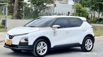 VF5 Plus 2024 mua pin xe chuẩn k lỗi cho ae cày DV