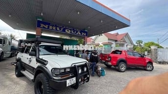Toyota Land Cruiser 1997 4.5 MT - 300000 km
