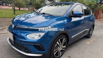 VFe34, biển TPHCM, RẤT MỚI, thuê pin tiên phong