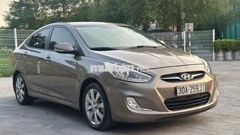 Hyundai Accent 2014 1.4 AT - 94000 km