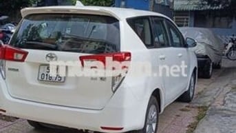 Toyota Innova 2016 2.0E - 297000 km
