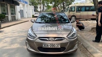 Hyundai Accent 1.4 AT 2013