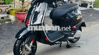 VESPA SPRINT ABS ĐK 2025 ODO 700KM NHƯ XE THÙNG TR