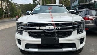Ford Everest Titanium 2.0L 4x2 AT 2025