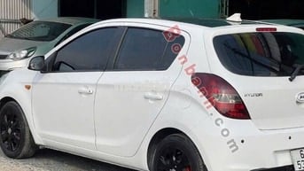 Hyundai i20 nhập khẩu 2011 – Full option