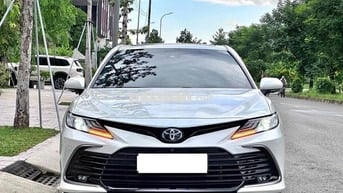 Toyota Camry 2.5Q 2024 lướt 8. 000 km