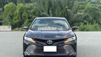 Toyota Camry 2.5Q 2019 odo 38000 km