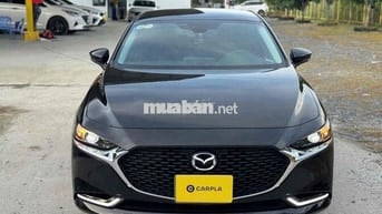 Mazda 3 2022 1.5L Luxury - 10300 km