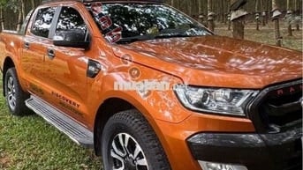 Ford Wildtrak đời 2017 2 cầu
