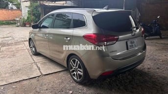 KIA RONDO GAT 2.0 2015