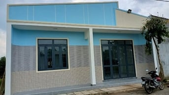 BÁN NHÀ MƠI XÂY ẤP 4 XÃ LỘ 25 - TỈNH LỘ 769 GỒM  2P NGỦ, 2 WC