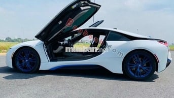BMW i8 1.5L Hybrid 2014 - 2 Tỷ 790 Triệu
