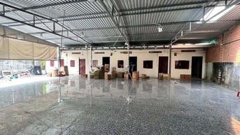 NHÀ KHO 650M2 TRONG KCN LIÊN CHIỂU, SẴN PCCC, CHO THUÊ GIÁ 52K