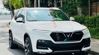 VinFast Lux SA 2.0 Cao cấp 2022