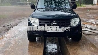 Mitsubishi Pajero 2007 3 - 300000 km
