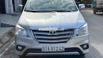 Toyota Innova 2014 2.0G - 108000 km