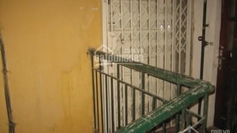 Chính chủ cho thuê CH 2N riêng biệt, full đồ nhà E2 Thành công BĐ