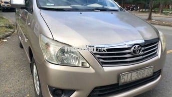 Toyota Innova 2012 E - 280000 km