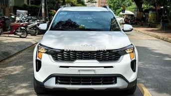 Kia Sonet 2025 Deluxe 1.5 AT - 3000 km