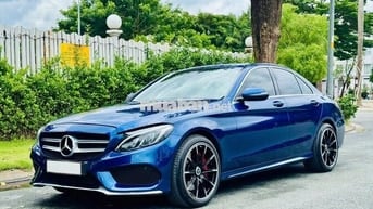 Mercedes Benz C Class 2017 C300 AMG - 60000 km