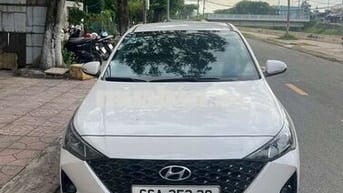 Hyundai Accent 1.4AT sx 2023, odo 3v, zin 95%.