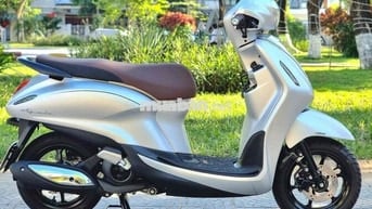 Grande đời mới đi 1 ngàn cây siêu lướt