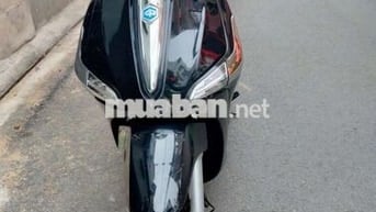Cần bán xe chính hãng vespa 50 bstp mới 99%.