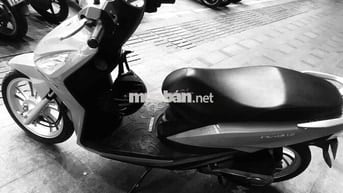chính chủ cần bán xe may 50cc sang tên thu biển ạ