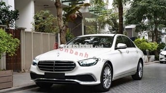 E200 Exclusive 2022 cực mới