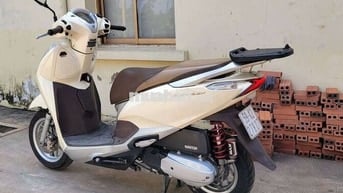 Lead 2018 một chủ sang tên