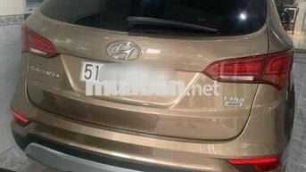 Hyundai Santa Fe 2017 2.2L 4WD - 7000 km