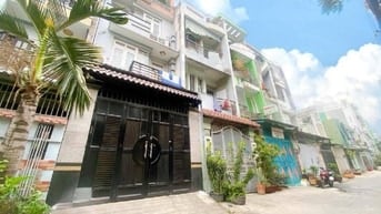 NHÀ 3 TẦNG H8M THÔNG Ô TÔ NGỦ TRONG NHÀ - DT 4X13 - CHỈ 5 TỶ NHỈNH