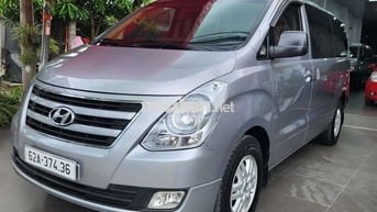 Huyndai Starex 9 chỗ 2015 máy xăng không niên hạn
