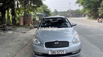 Hyundai Accent verna 2009 1.4 MT - 150000 km