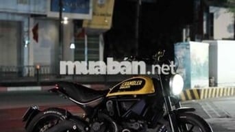Ducati scrambler 800